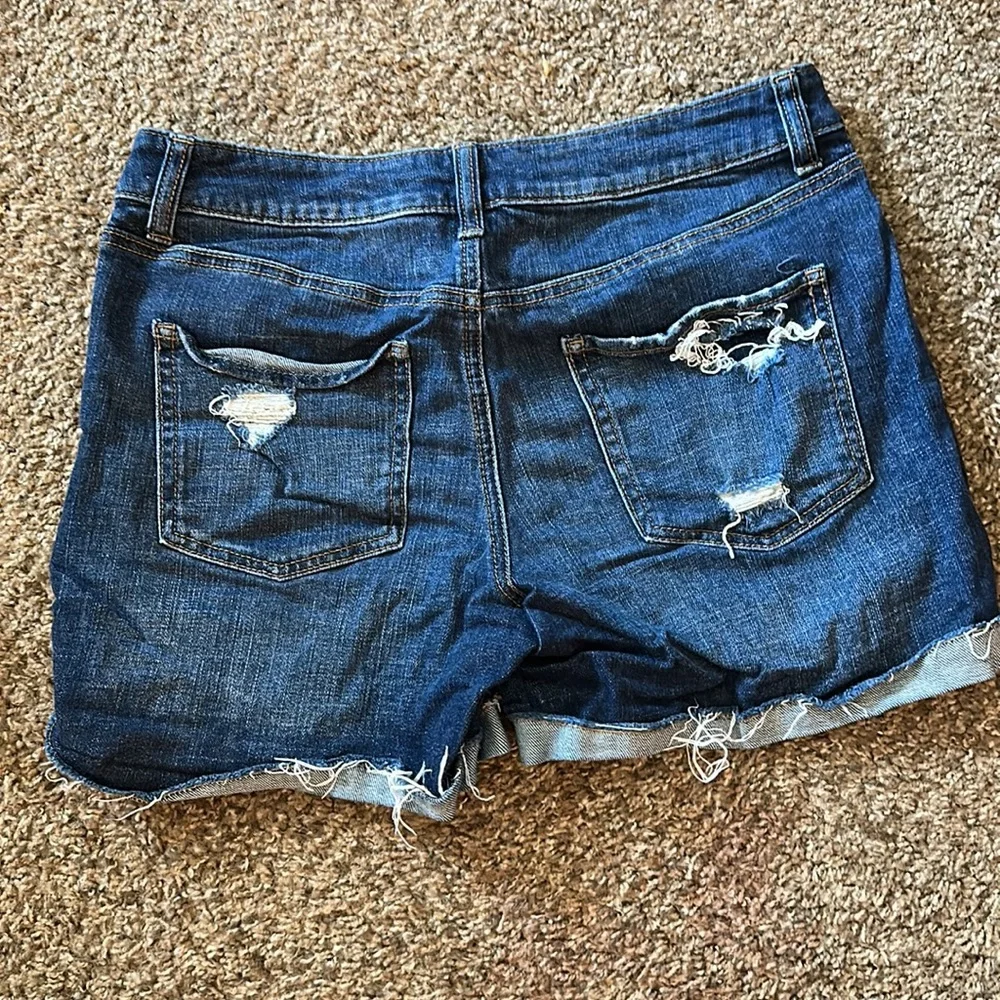 Blue jean shorts - Picture 3 of 5